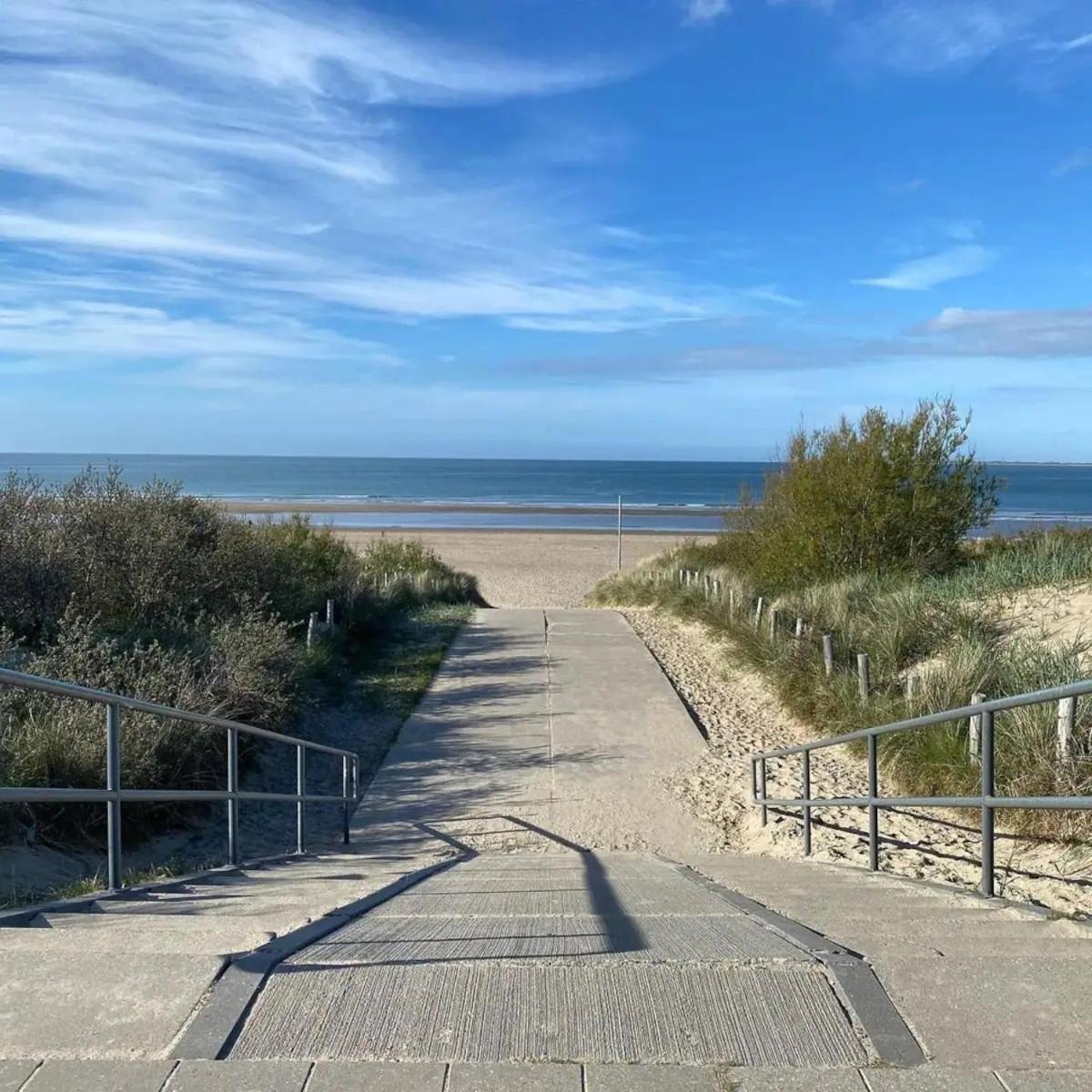 Bondi Beach Renesse Exteriör bild